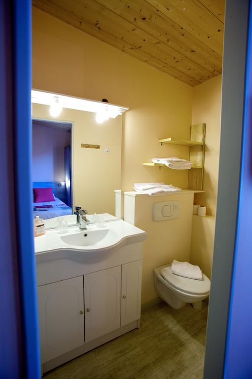 Le Castel Tain-l'Hermitage Room photo