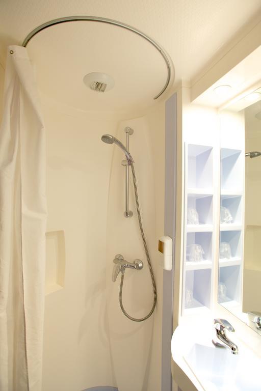 Le Castel Tain-l'Hermitage Room photo